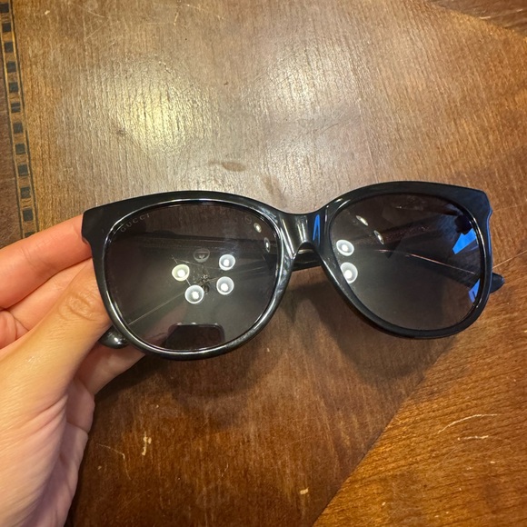 Gucci Black Gradient Sunglasses - Picture 8 of 8